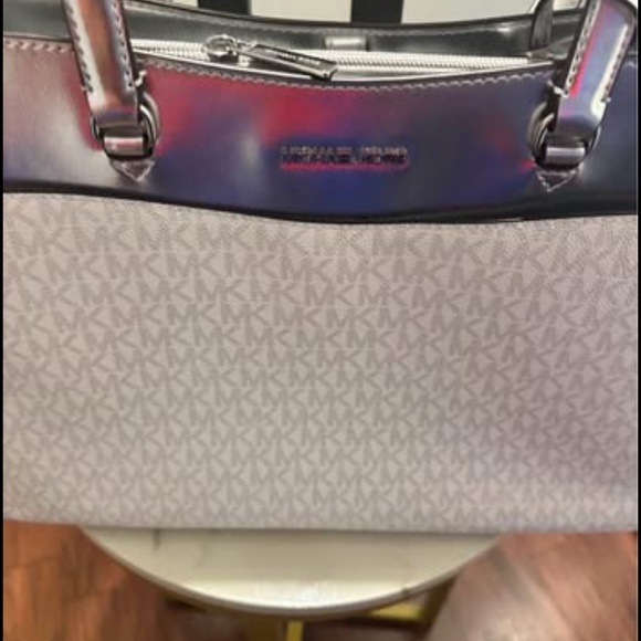 Michael Kors Jet Set Travel Large Logo Multifunction Pocket Tote Bag in Pale Sil - Picture 2 of 10